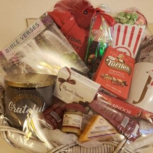 Holiday baskets